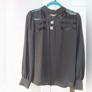 Halogen Lace top  Medium NWT